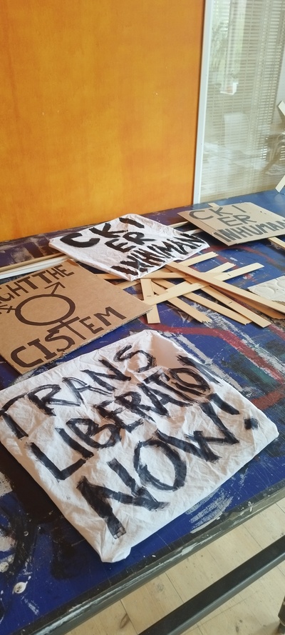 TSP Meeting and Banner-painting!